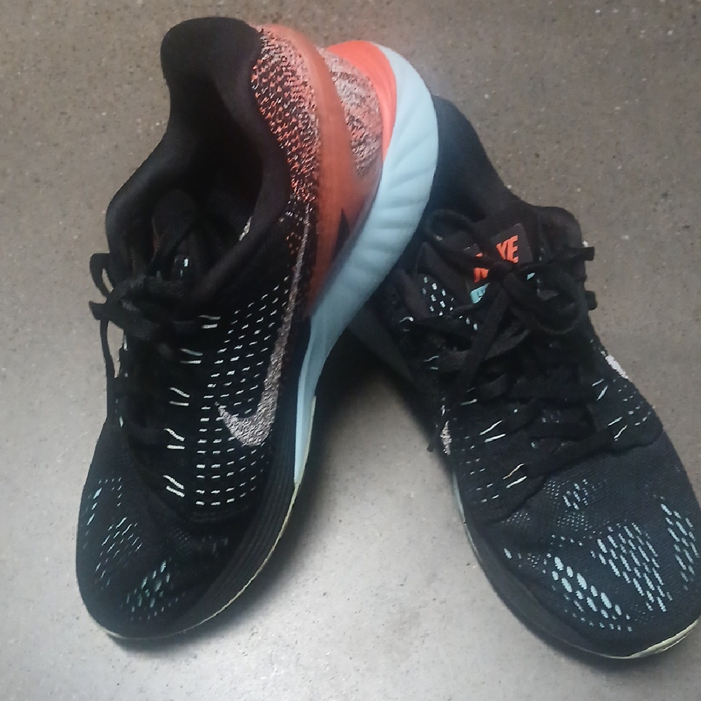 Nike Black and Coral Athletic Shoes